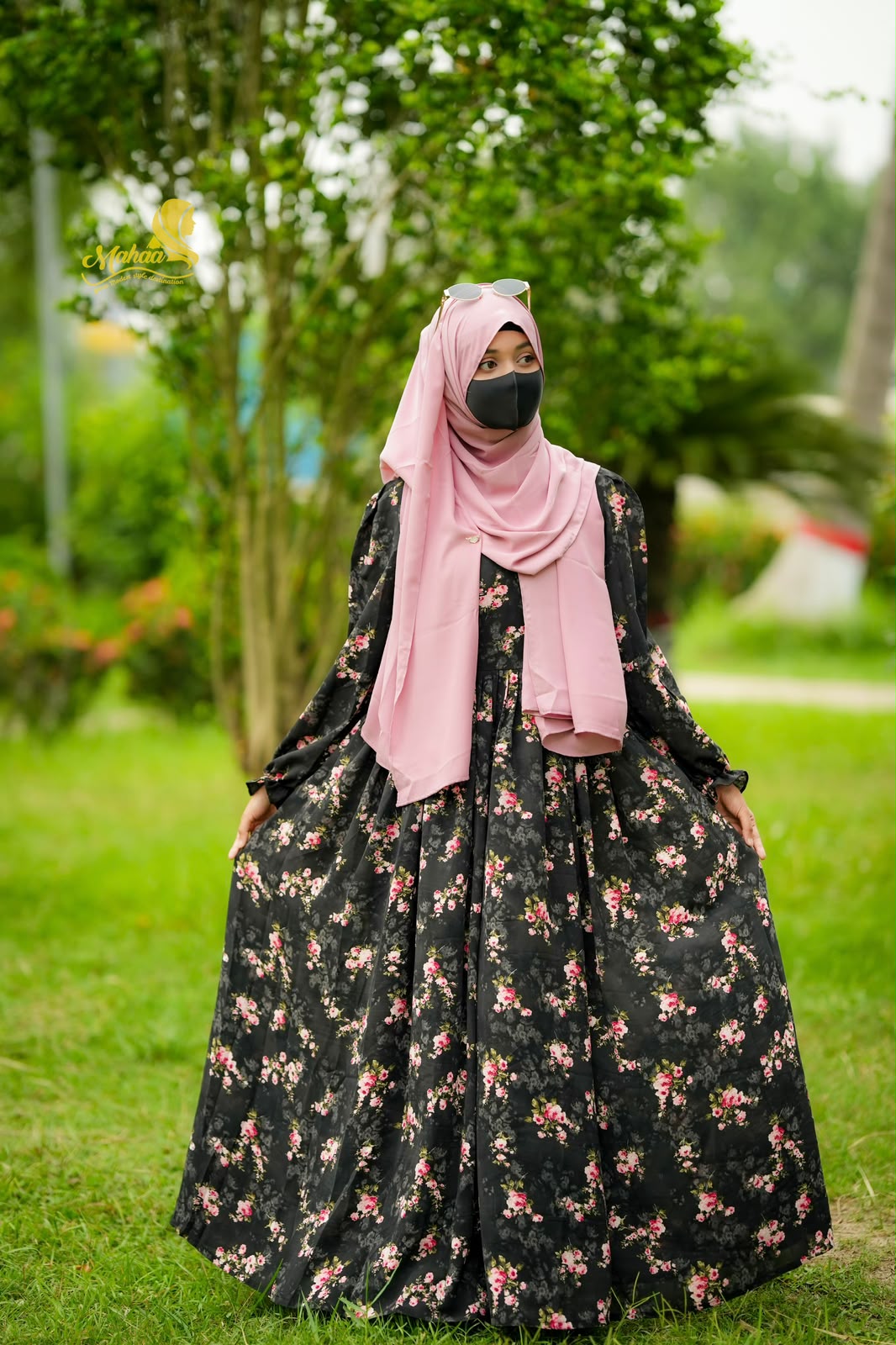 JESMIN GOWN (BLACK-PINK)